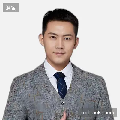 胡涵诚